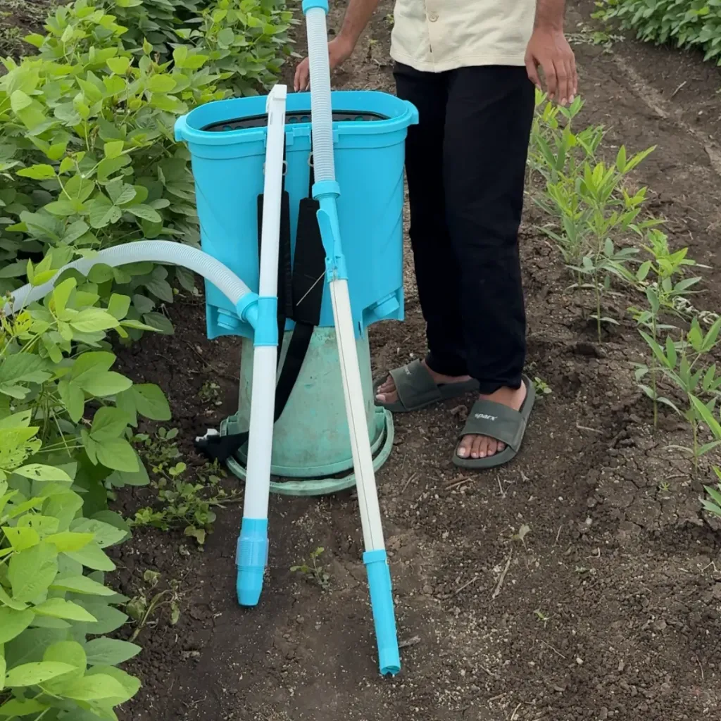 Kisan7 Bahubali - 20 KG Double Pipe Manual Fertilizer Spreader | Heavy-Duty Backpack Fertilizer Applicator (75% Cash On Delivery + 25% Advance)